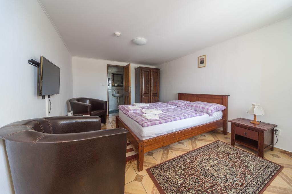 Penzión Zlatá Putňa Vinicky Exterior foto