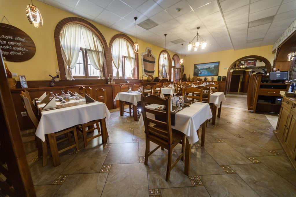 Penzión Zlatá Putňa Vinicky Exterior foto